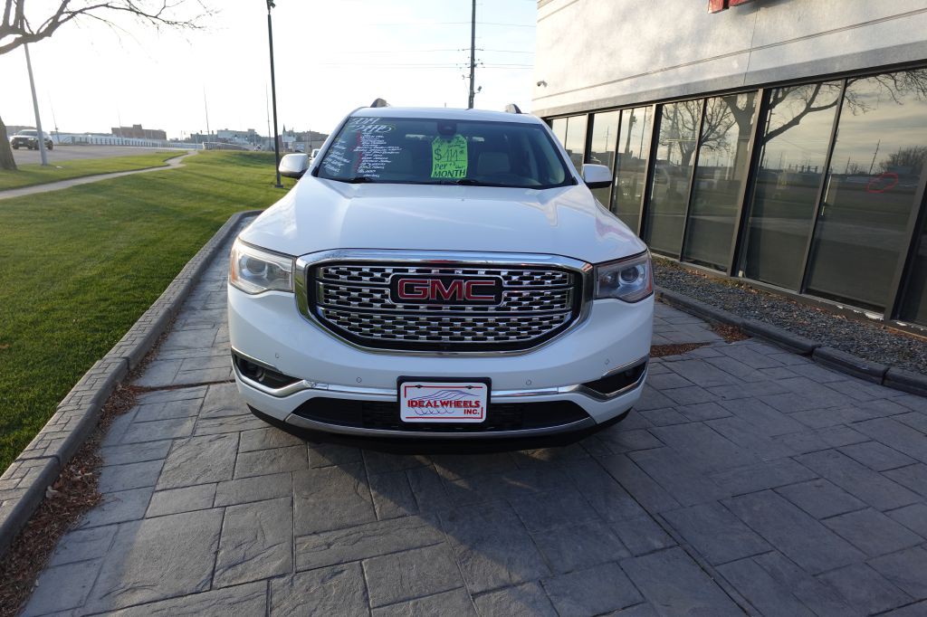 2019 GMC Acadia Image 8
