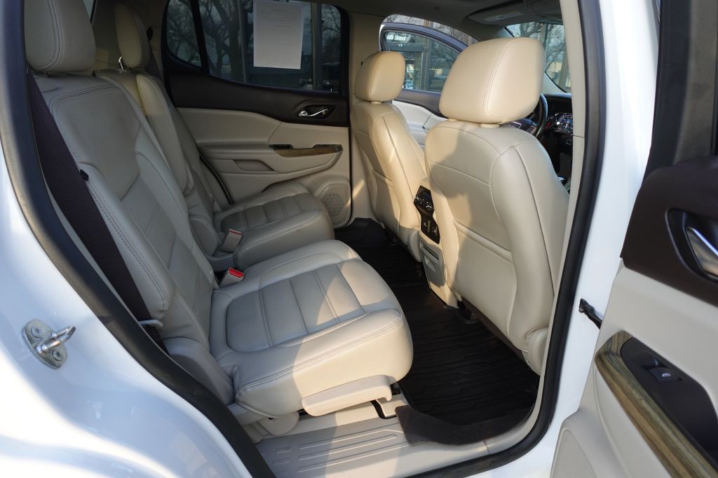 2019 GMC Acadia Image 24