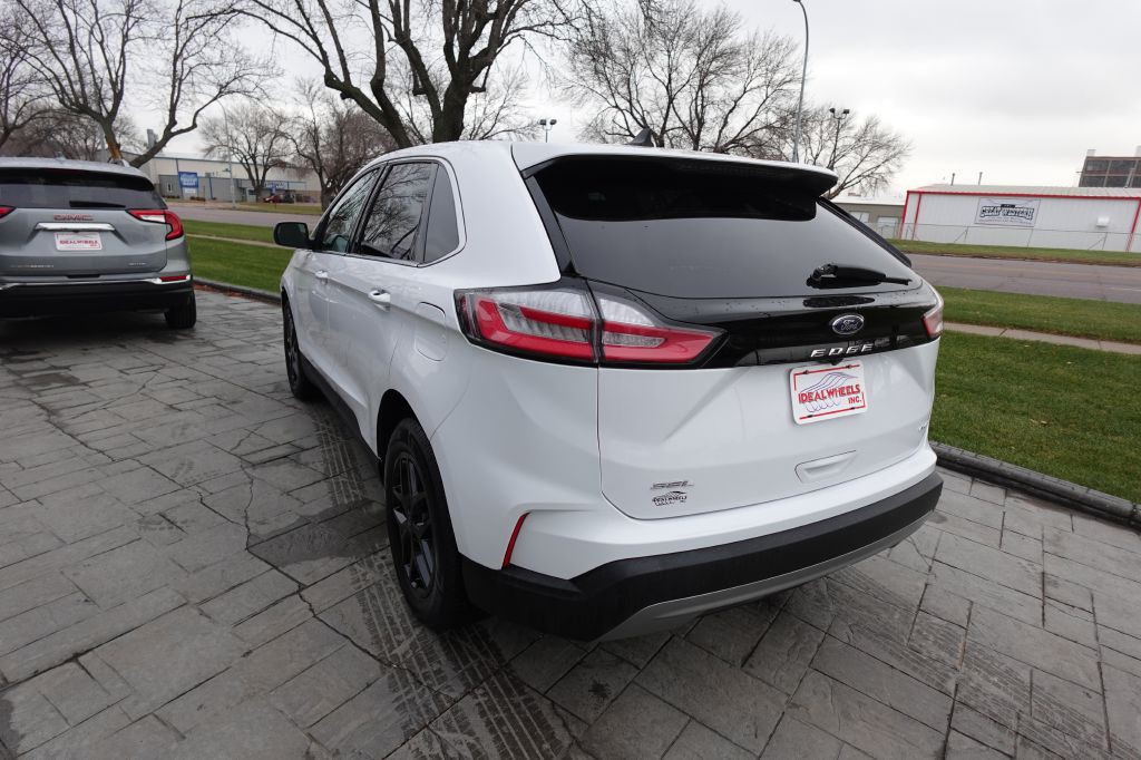 2024 Ford Edge Image 4