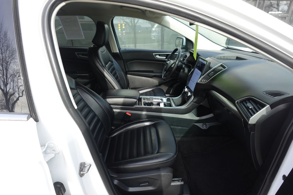 2024 Ford Edge Image 13