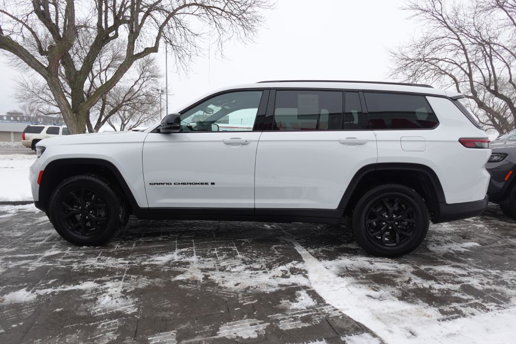 2024 Jeep Grand Cherokee Image 5