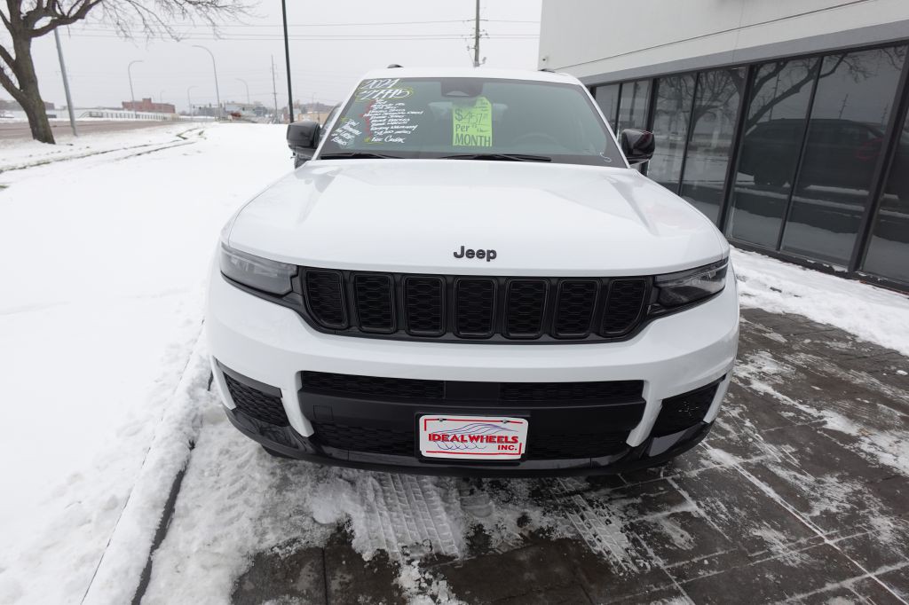 2024 Jeep Grand Cherokee Image 7