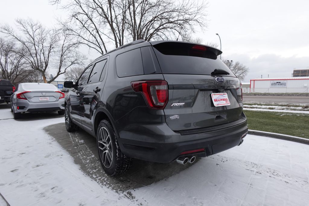 2018 Ford Explorer Image 4