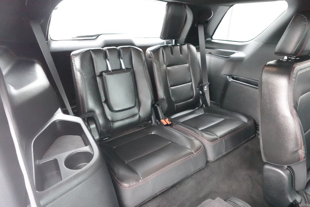 2018 Ford Explorer Image 13
