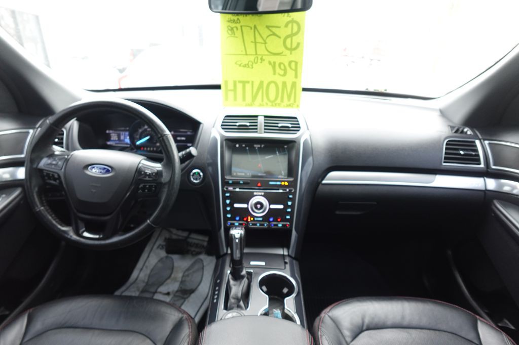 2018 Ford Explorer Image 18