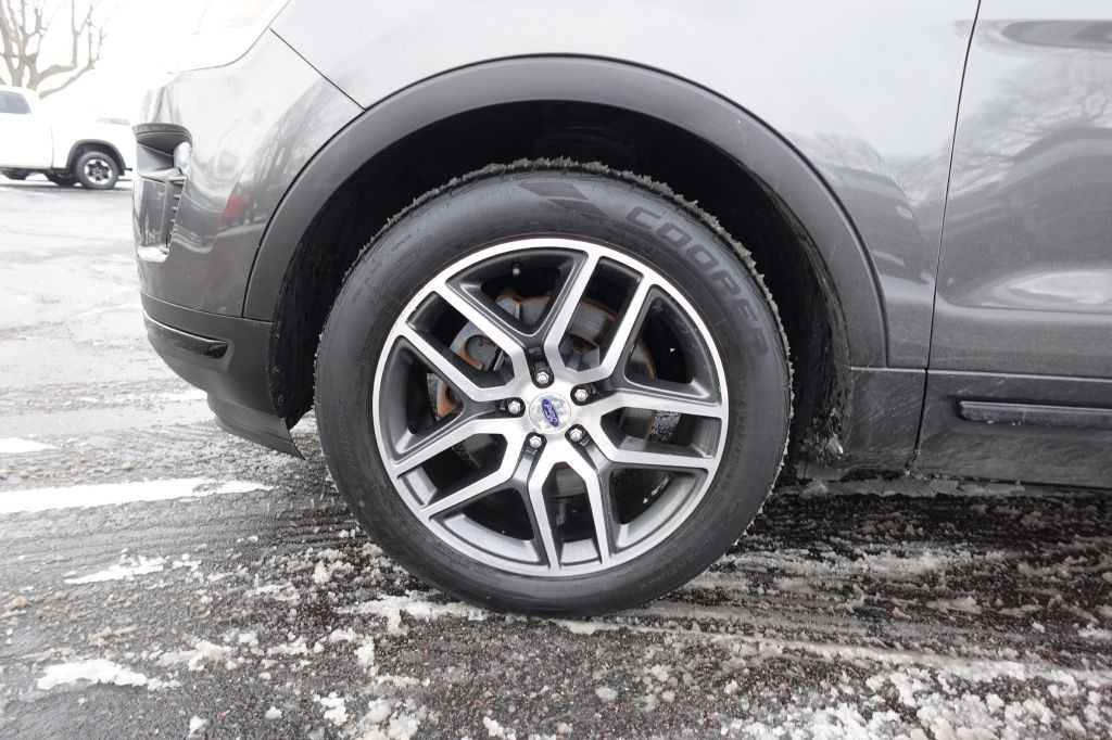 2018 Ford Explorer Image 22