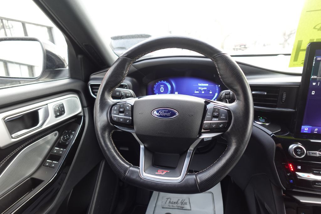 2021 Ford Explorer Image 16