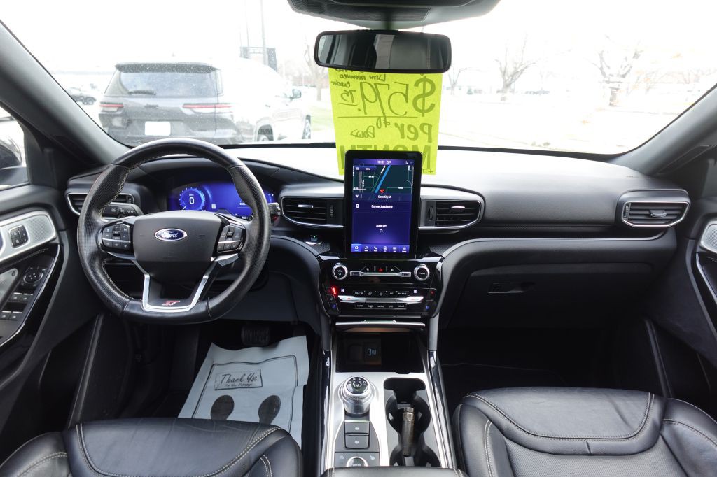 2021 Ford Explorer Image 17