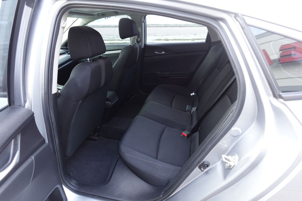 2016 Honda Civic Image 10
