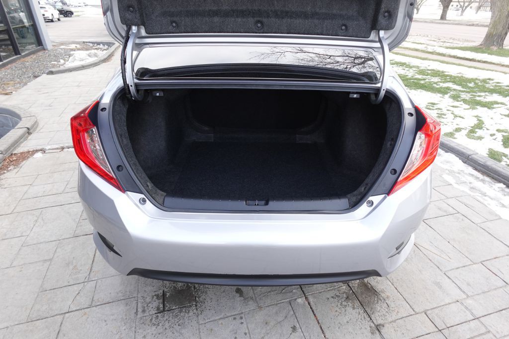 2016 Honda Civic Image 11