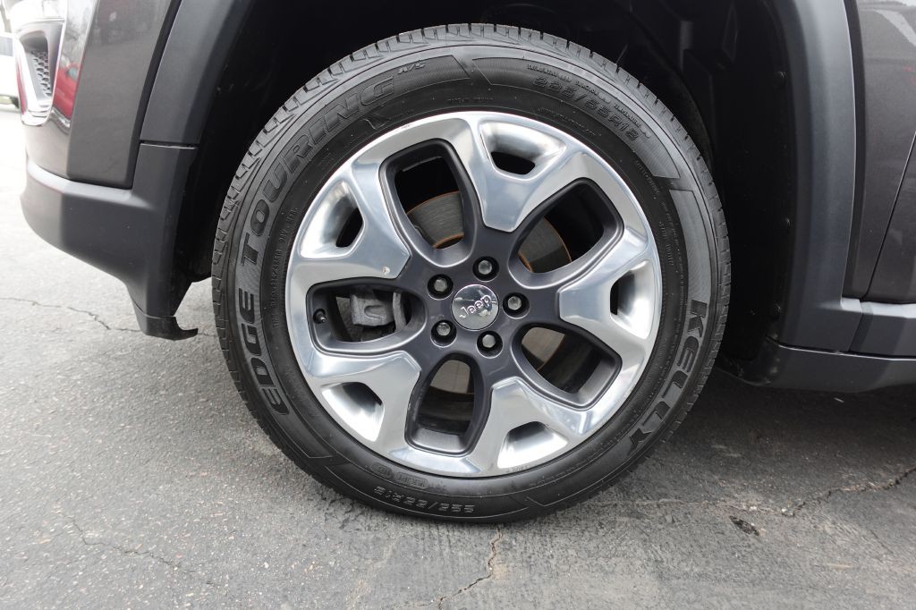 2018 Jeep Compass Image 19