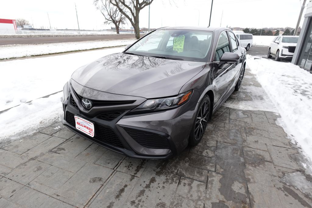 2024 Toyota Camry Image 6