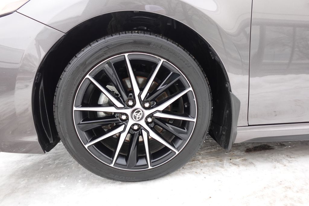 2024 Toyota Camry Image 18