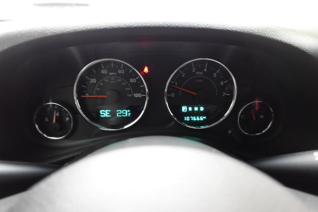 2015 Jeep Wrangler Image 16