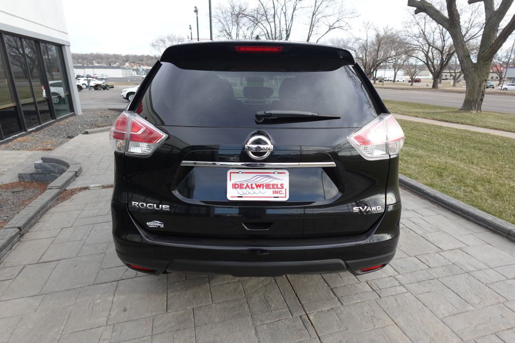 2016 Nissan Rogue Image 3