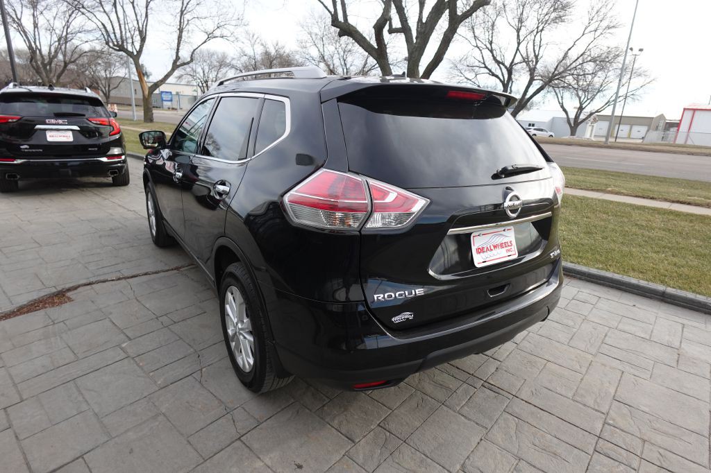 2016 Nissan Rogue Image 4
