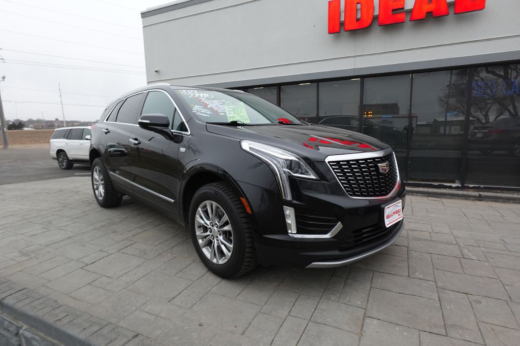 2021 Cadillac XT5 Image 2