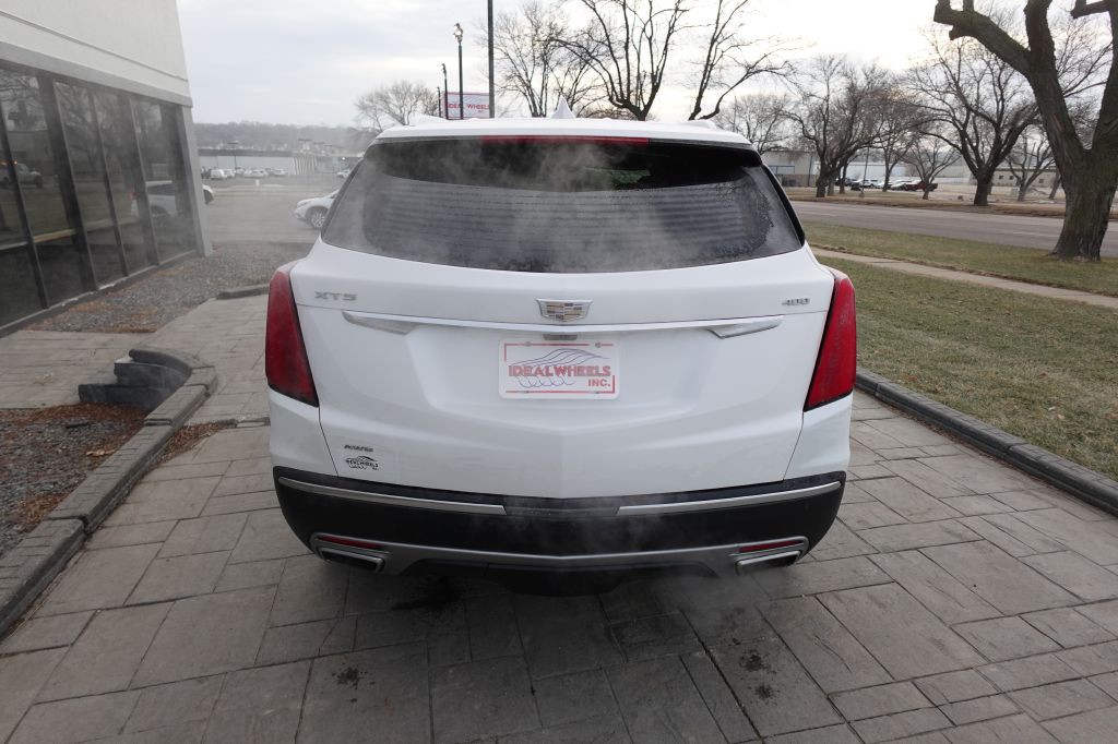 2020 Cadillac XT5 Image 3