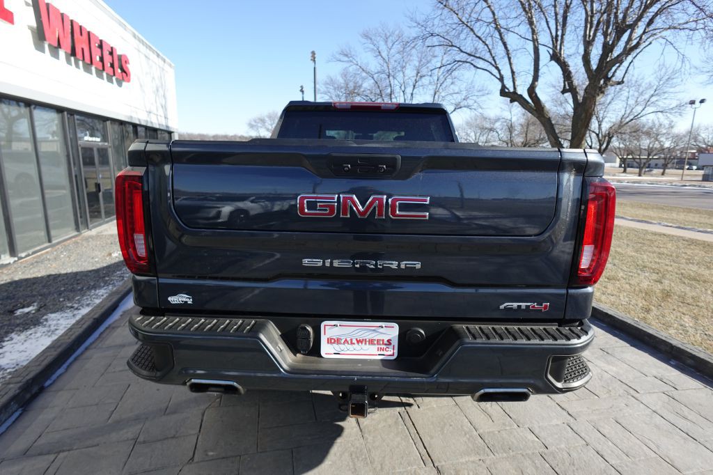 2021 GMC Sierra Image 3