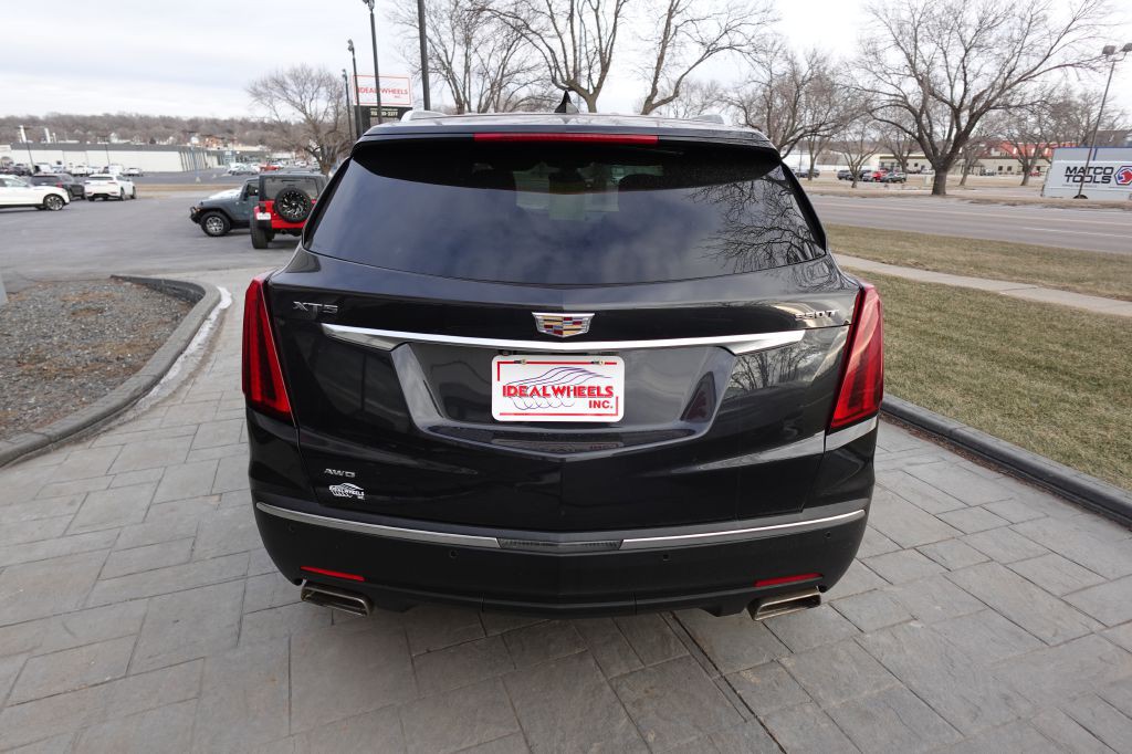 2020 Cadillac XT5 Image 3