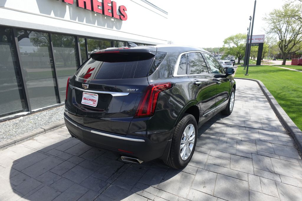 2020 Cadillac XT5 Image 2