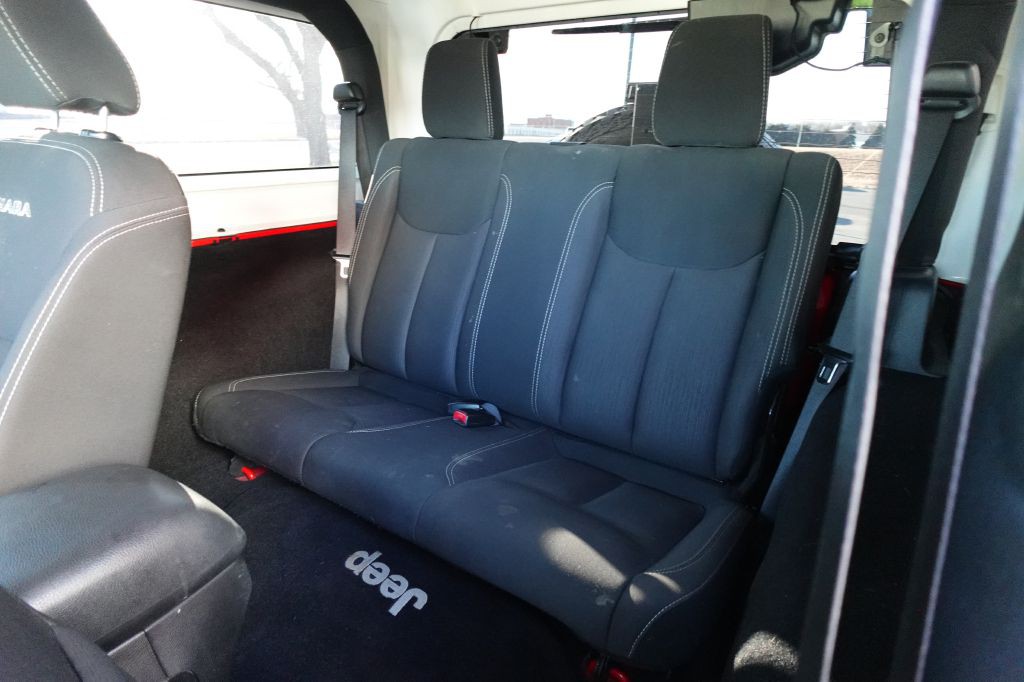 2016 Jeep Wrangler Image 10