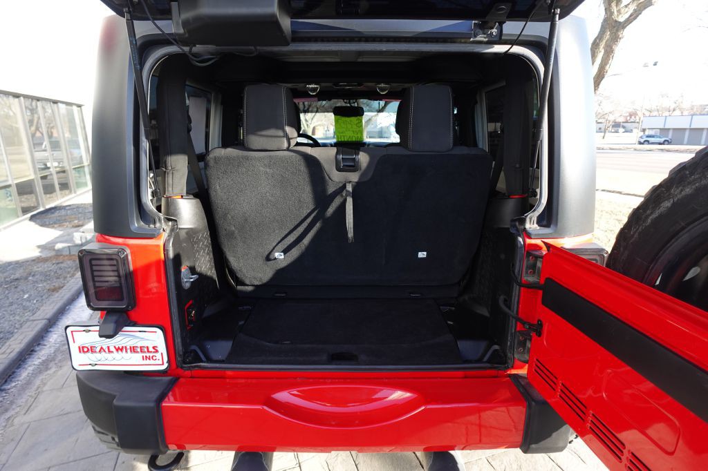 2016 Jeep Wrangler Image 11