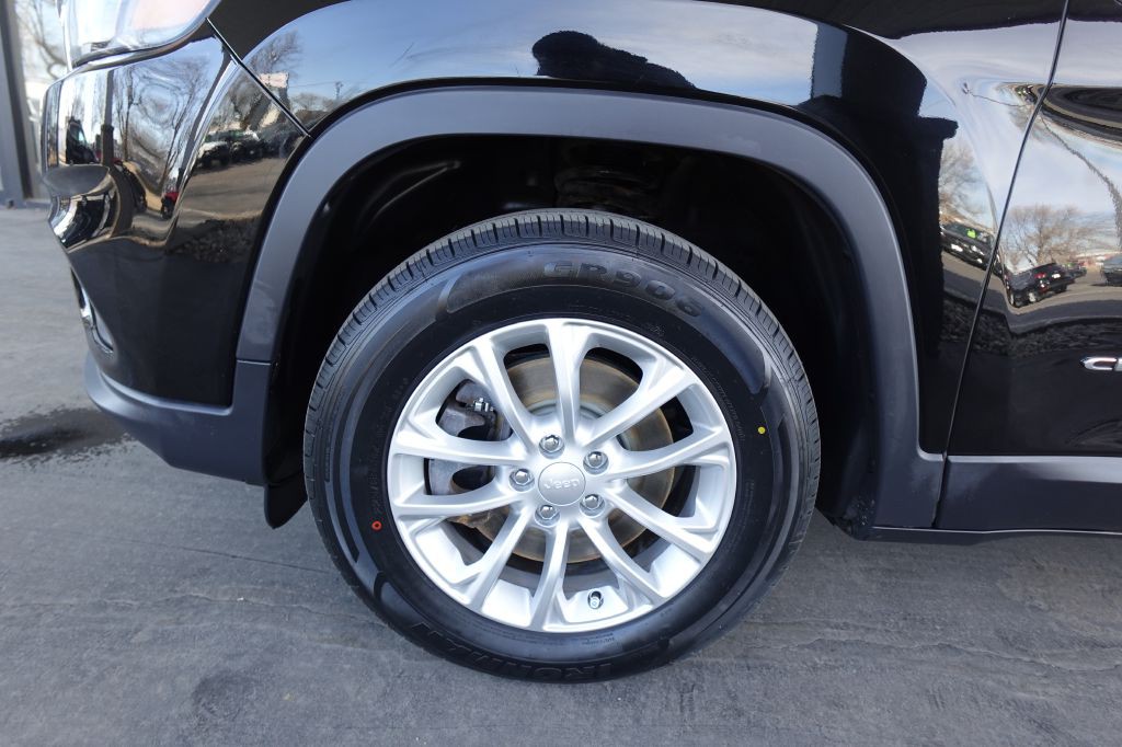 2019 Jeep Cherokee Image 18