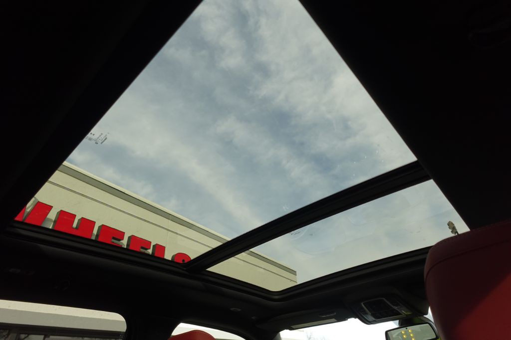 2019 RAM 1500 Image 16