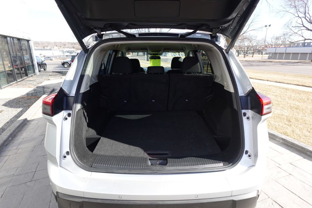 2024 Nissan Rogue Image 11