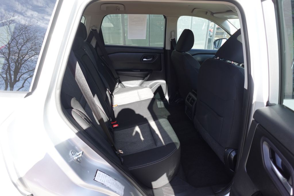 2024 Nissan Rogue Image 12