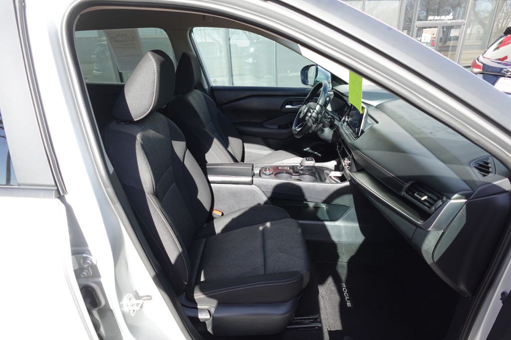 2024 Nissan Rogue Image 13