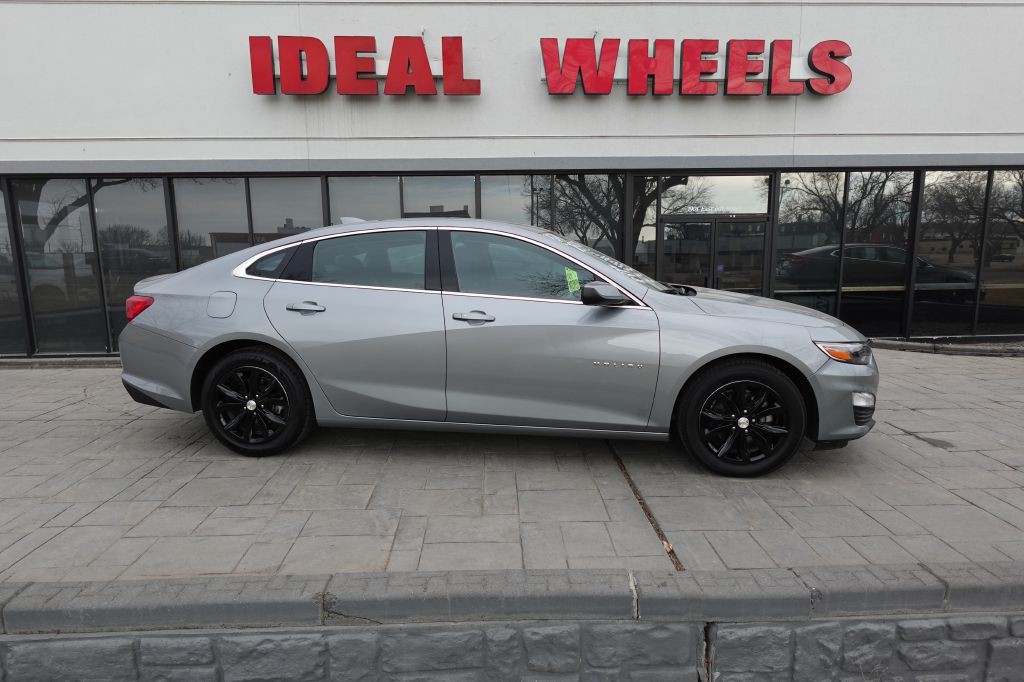 2024 Chevrolet Malibu Image 1