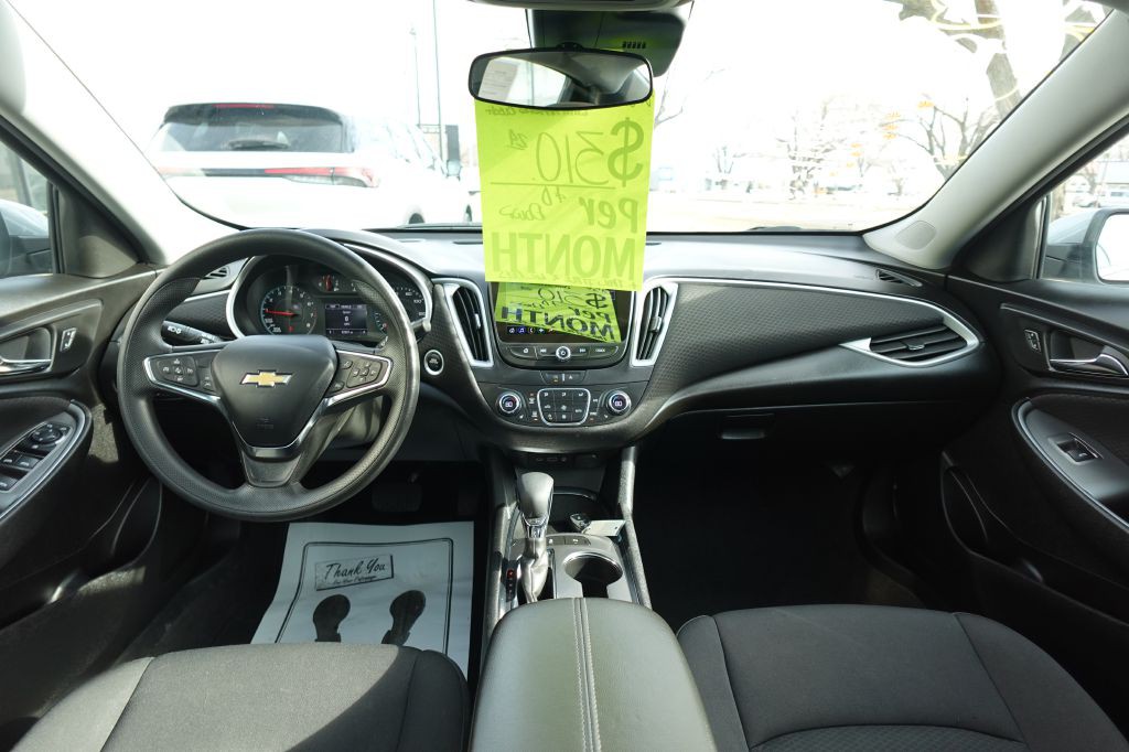 2024 Chevrolet Malibu Image 16