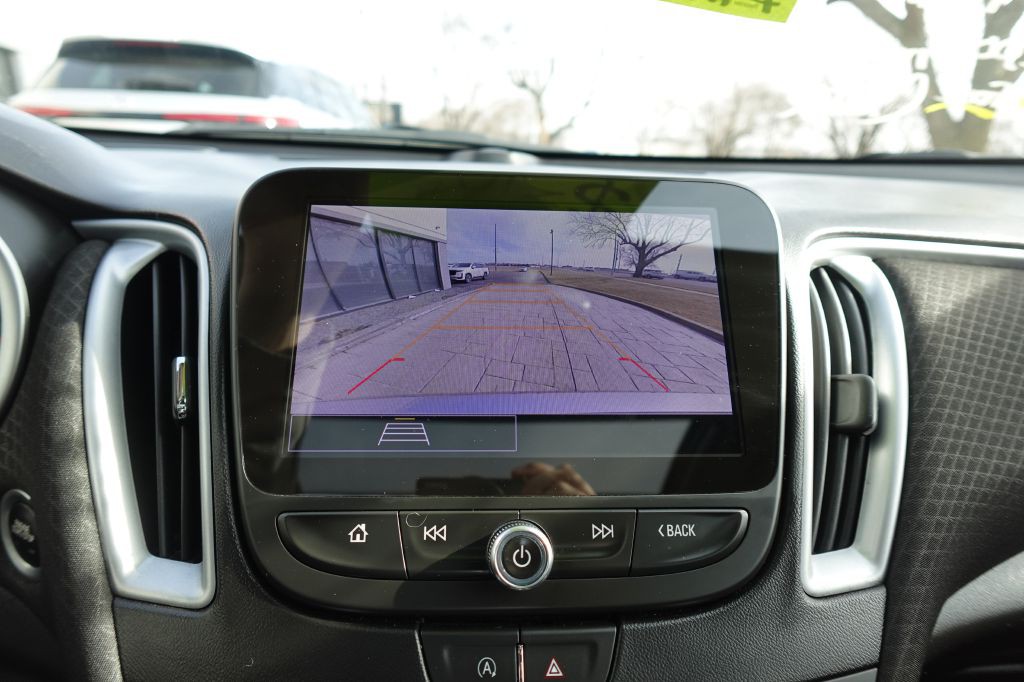 2024 Chevrolet Malibu Image 18