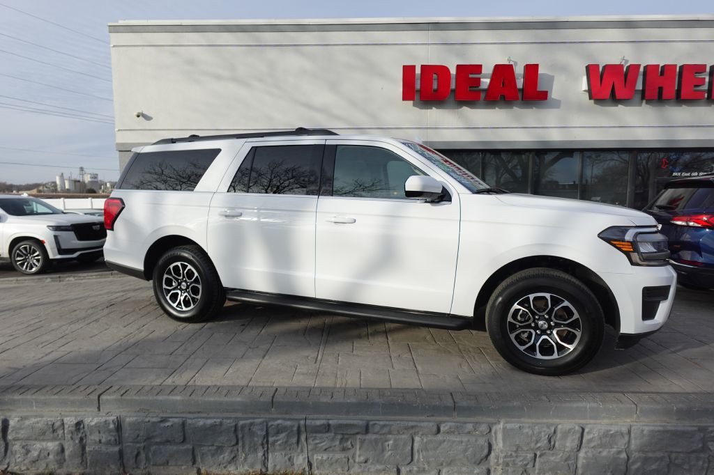 2024 Ford Expedition Image 1