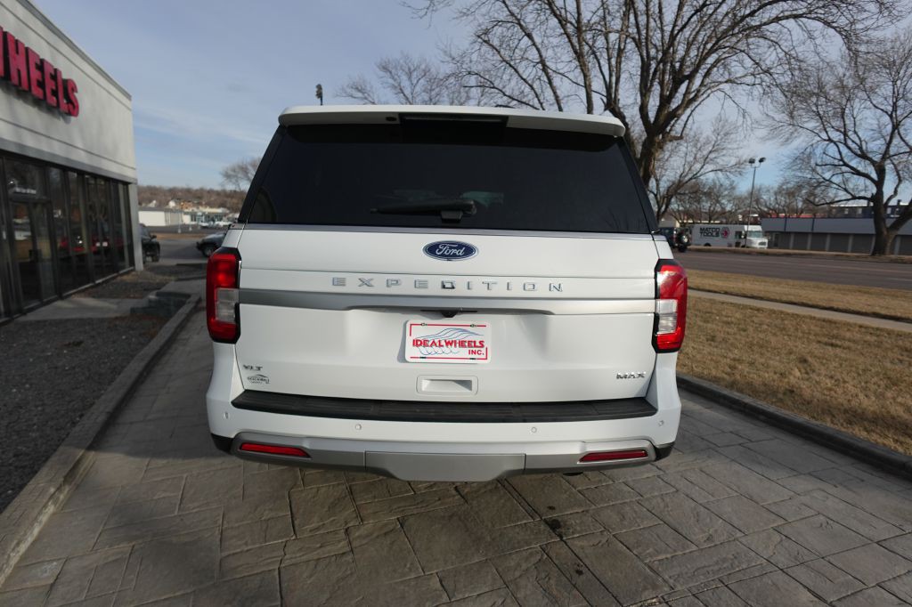 2024 Ford Expedition Image 3