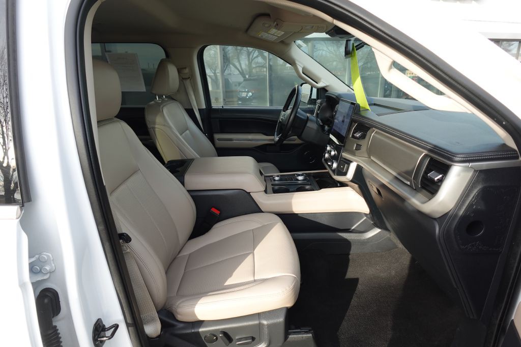 2024 Ford Expedition Image 16