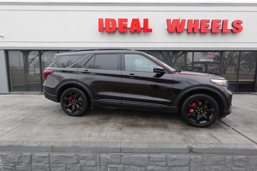 2023 Ford Explorer Image 1