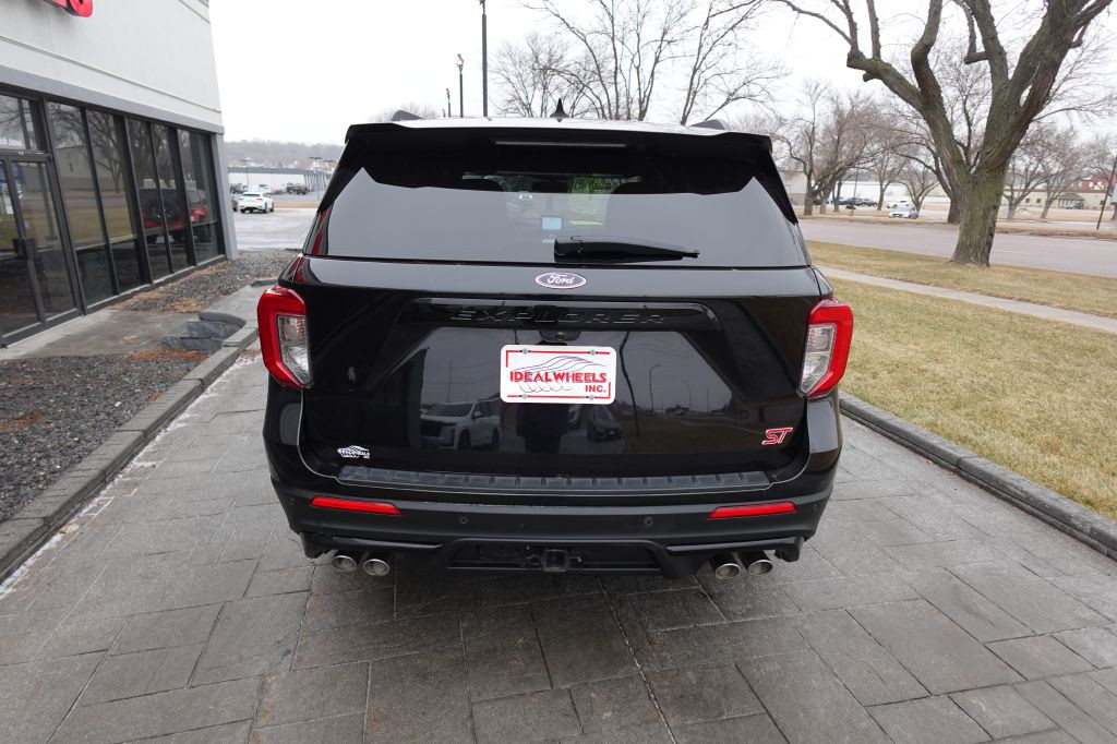 2023 Ford Explorer Image 3
