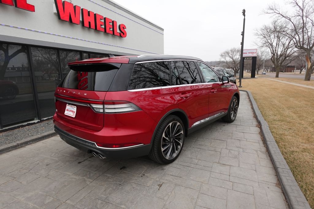 2020 Lincoln Aviator Image 3