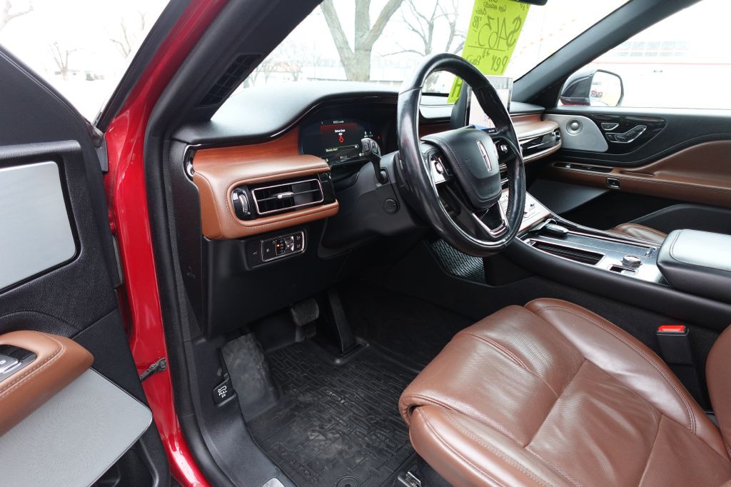 2020 Lincoln Aviator Image 10