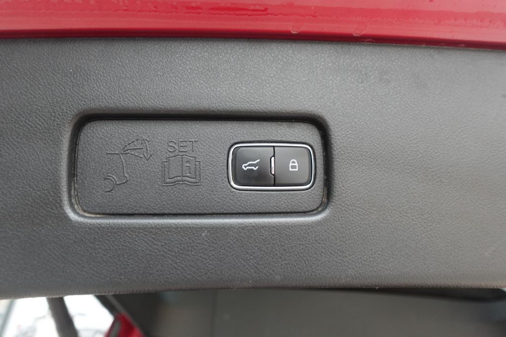 2020 Lincoln Aviator Image 17