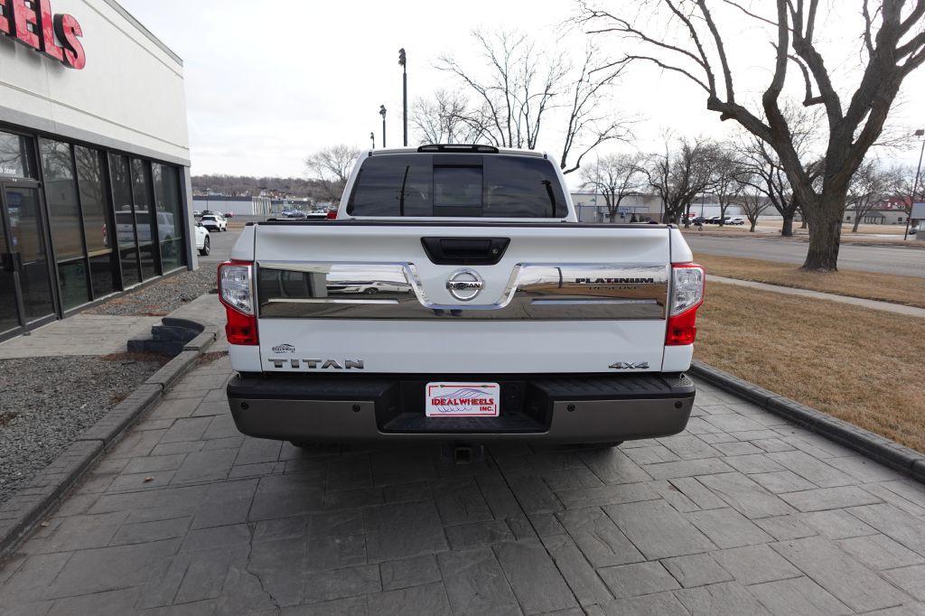 2018 Nissan Titan Image 4