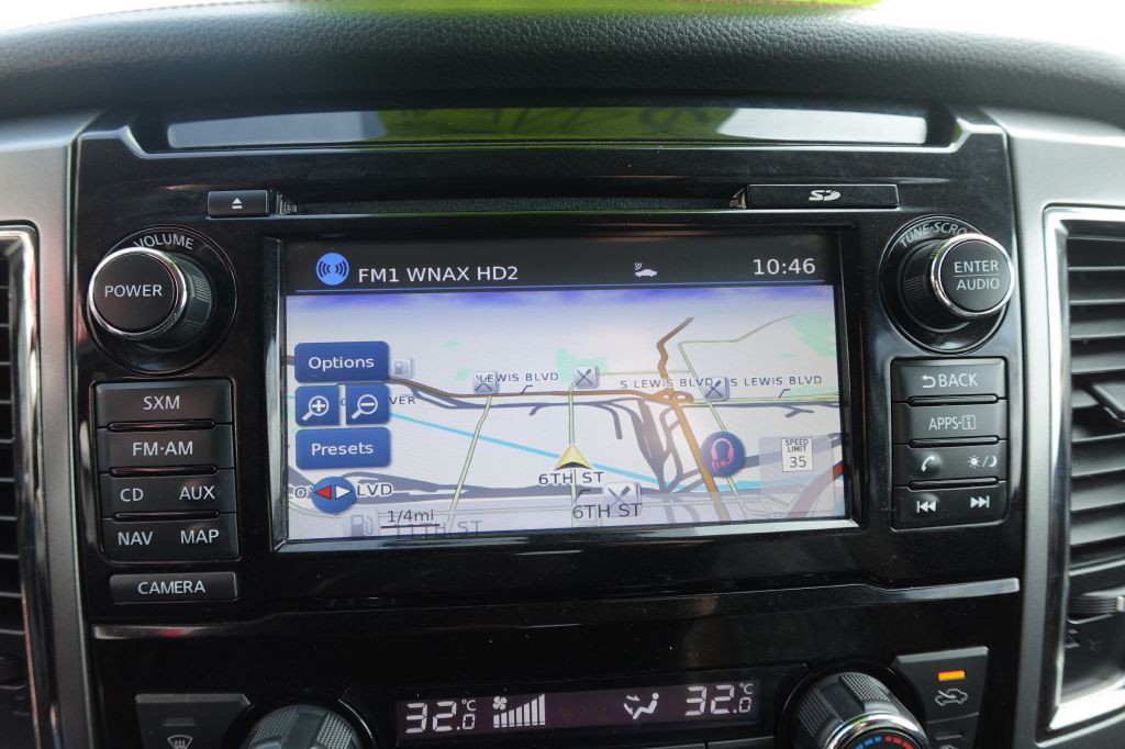 2018 Nissan Titan Image 10