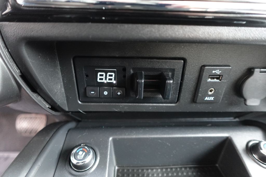 2018 Nissan Titan Image 14