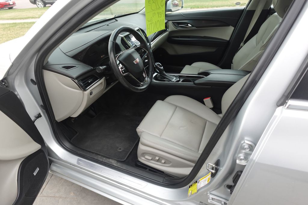 2015 Cadillac ATS Image 9