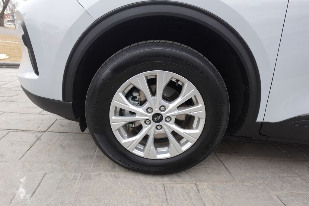 2025 Ford Escape Image 18