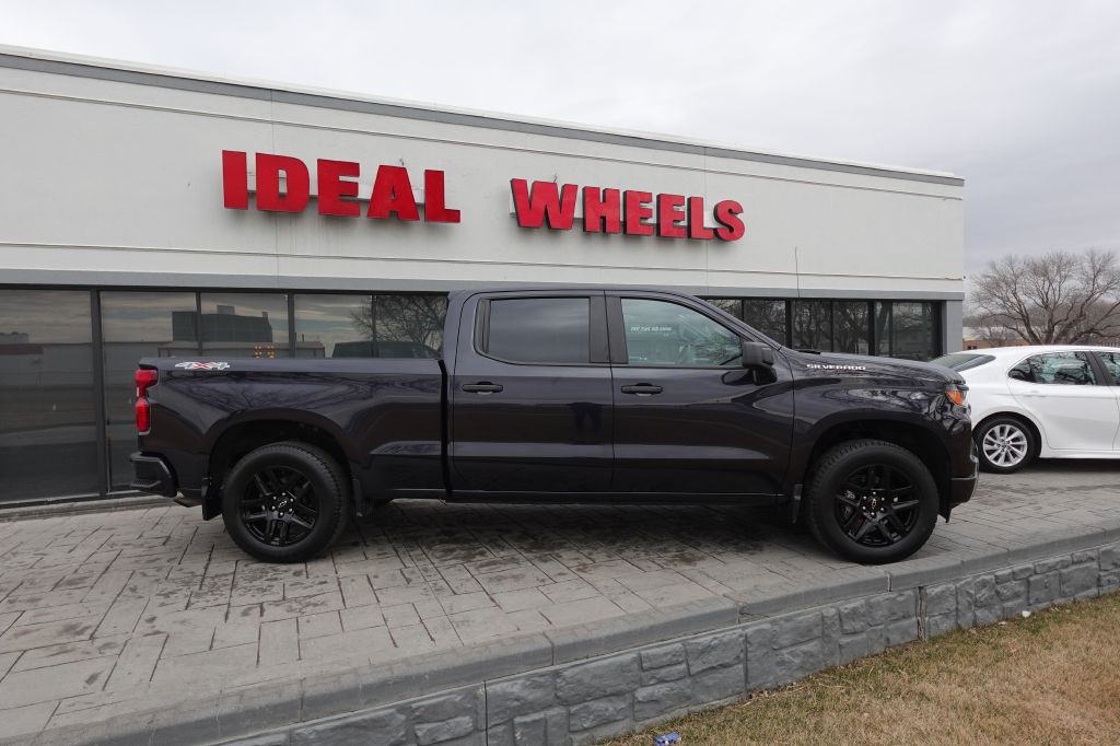 2022 Chevrolet Silverado 1500 Image 1