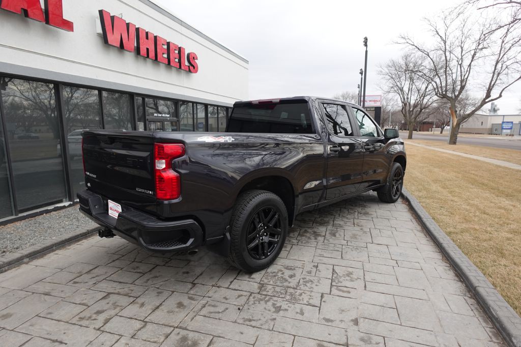 2022 Chevrolet Silverado 1500 Image 3